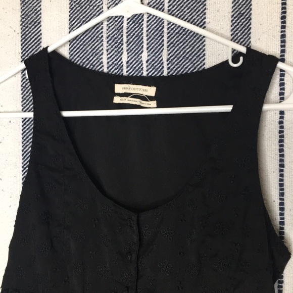 Urban Outfitters Open Button Tank - Picture 2 of 5